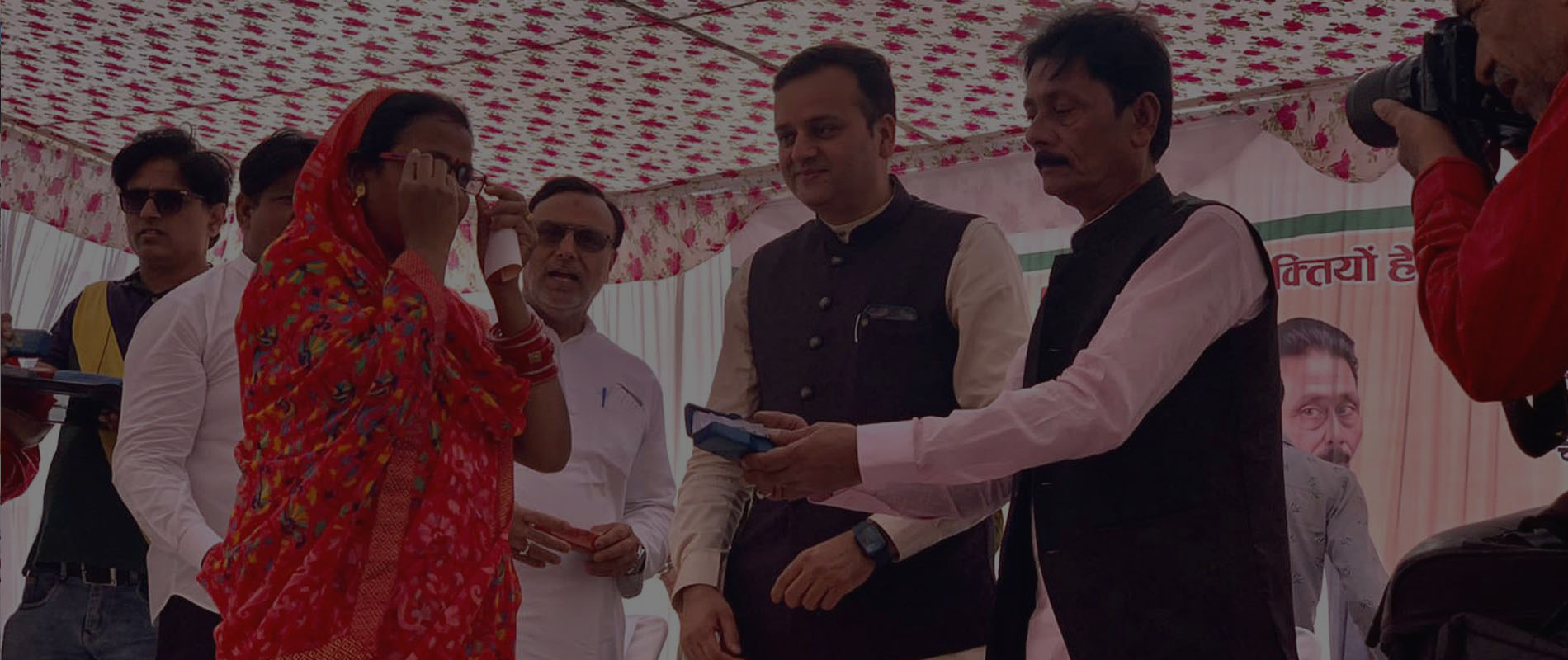 #slider-caption-1
